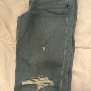 These are Joe jeans very cute and modern light blue and new. Enjoy my closet.